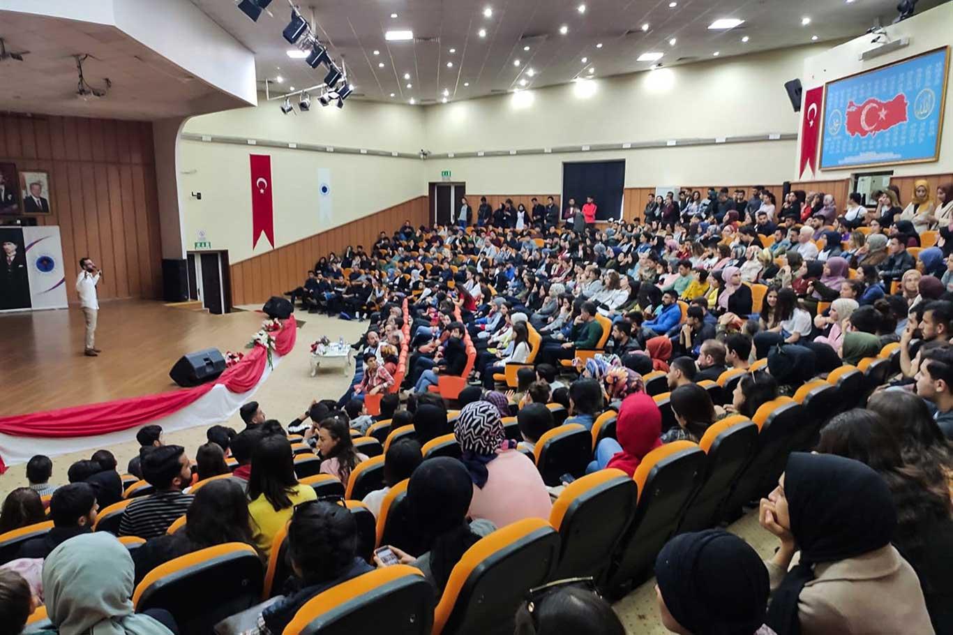 Uzmanından Corona virüsünden korunma yöntemleri Uzmanından Corona virüsünden korunma yöntemleri